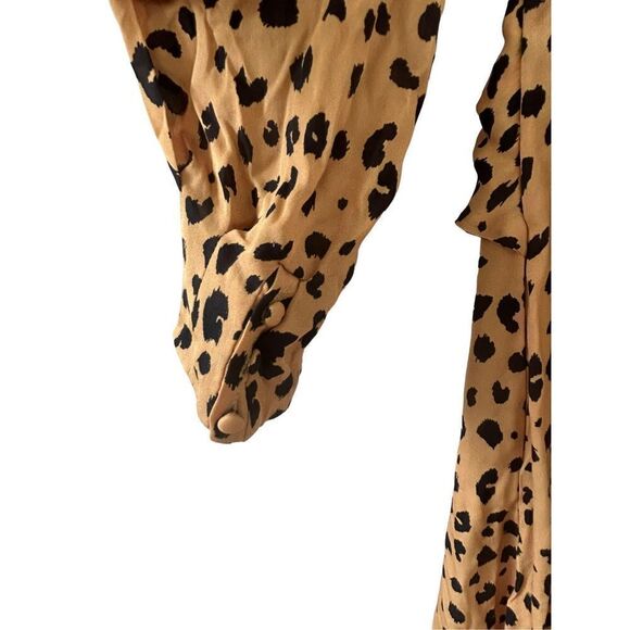 Nicholas Tan Leopard Print V-Neck Tie Front Silk Maxi Dress Women’s Size 4 - Picture 4 of 8
